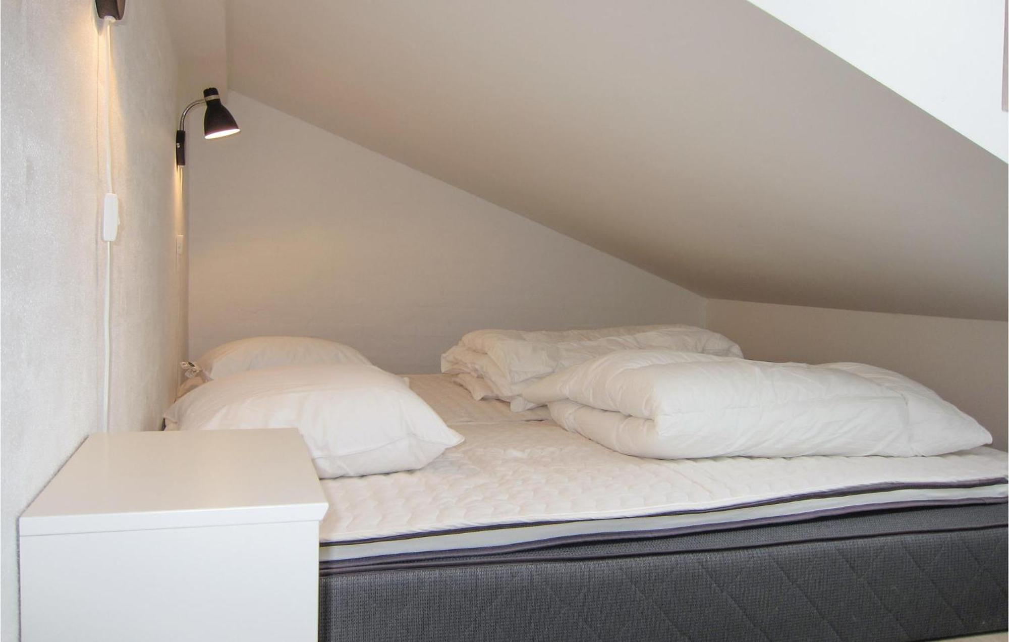 Awesome Apartment In Allinge With Wifi Экстерьер фото